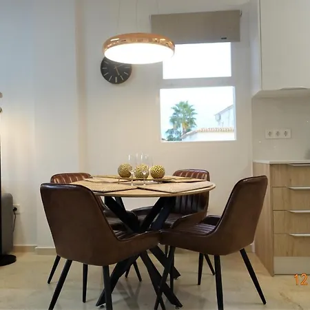 Apartment Santa Barbara - 200 M To The El Albir