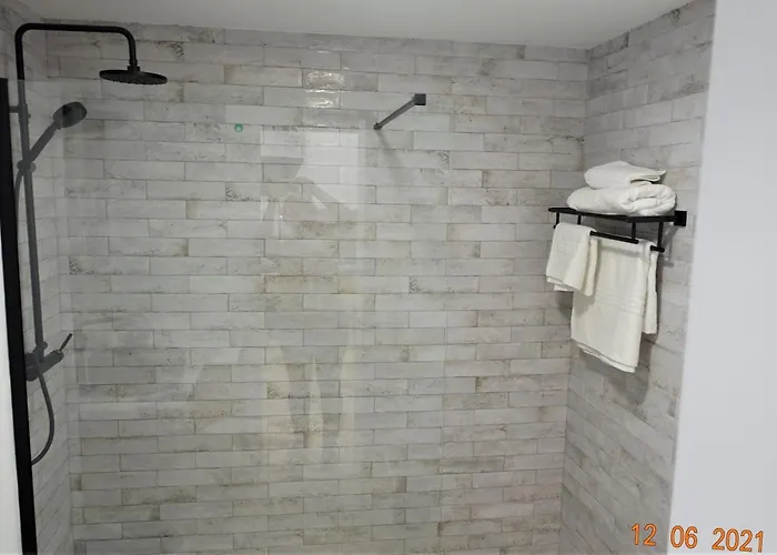 Apartment Santa Barbara - 200 M To The
