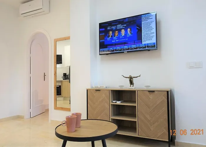 Apartment Santa Barbara - 200 M To The
